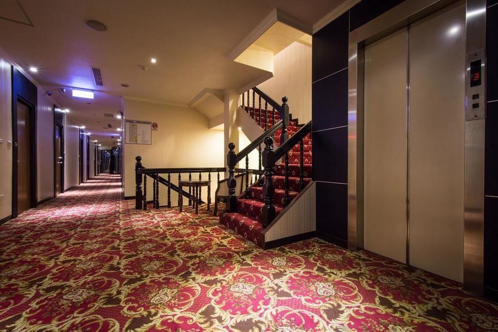 A Casa Hotel Taoyuan Exterior photo